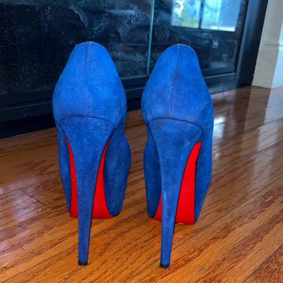 Christian Louboutin Daffodils Blue Suede. - Picture 6 of 12